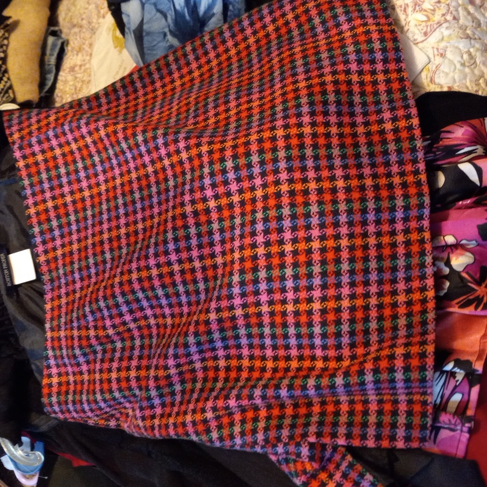 Boston Proper multi color fully lined size 8 above the knee skirt